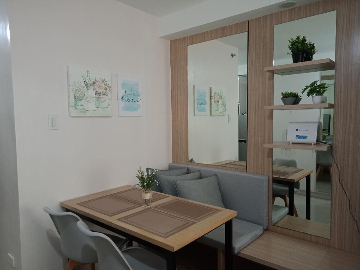 Cozy 1233 The Persimmon Studio Near Sm And Ayala Cebu Exterior photo