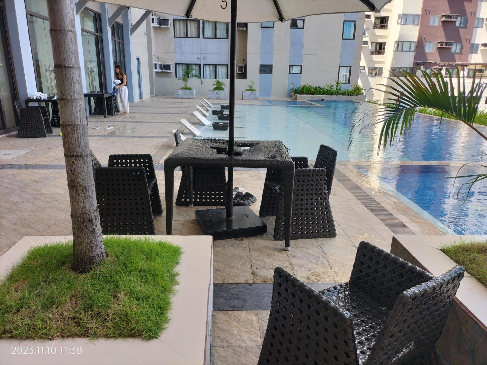 Cozy 1233 The Persimmon Studio Near Sm And Ayala Cebu Exterior photo